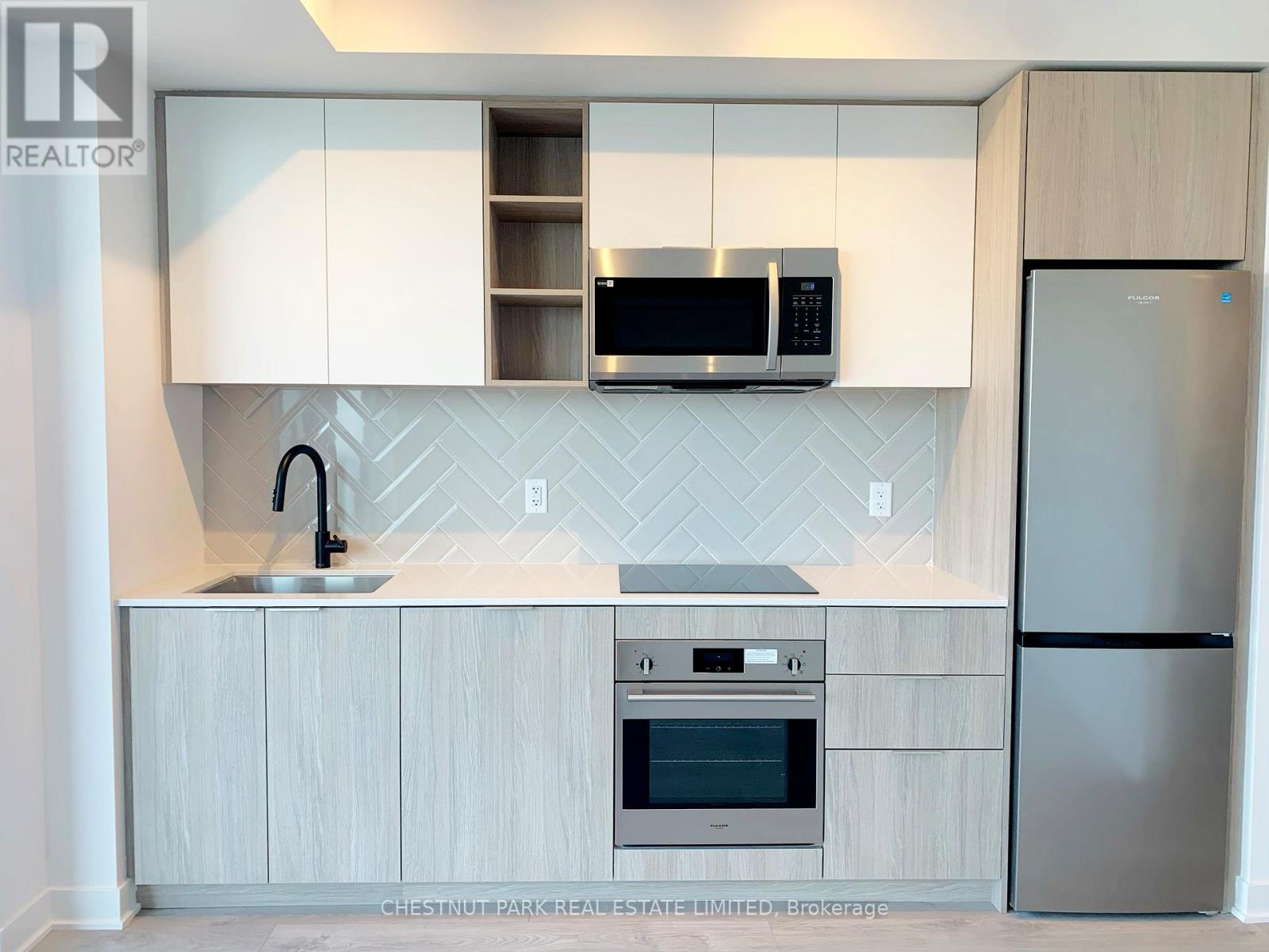 2410 - 36 Zorra Street, Toronto, Ontario  M8Z 0G5 - Photo 6 - W12563752