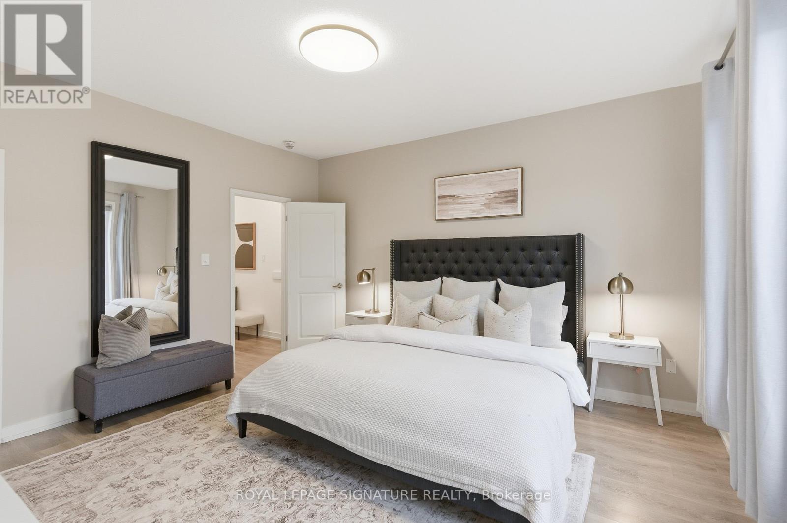 314 Squire Crescent, Oakville, Ontario  L6H 0L9 - Photo 19 - W12563762