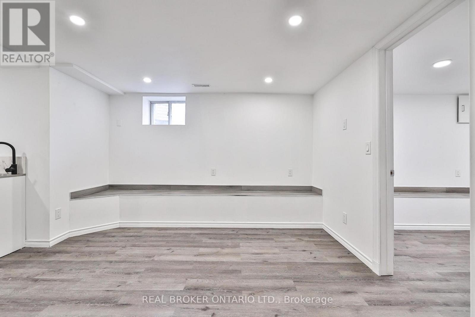 47 Lindner Street, Toronto, Ontario  M6N 1B3 - Photo 31 - W12563768