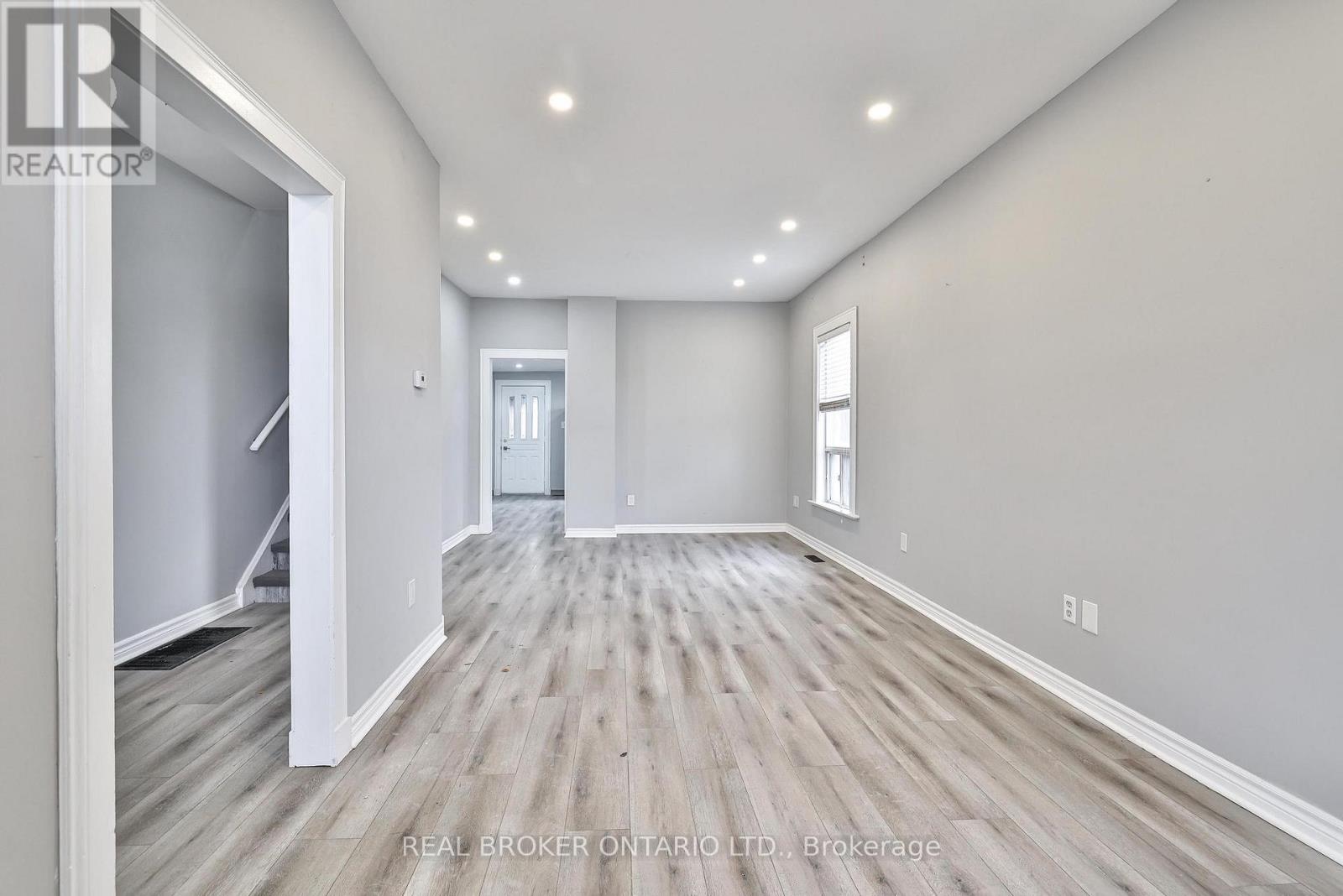 47 Lindner Street, Toronto, Ontario  M6N 1B3 - Photo 8 - W12563768