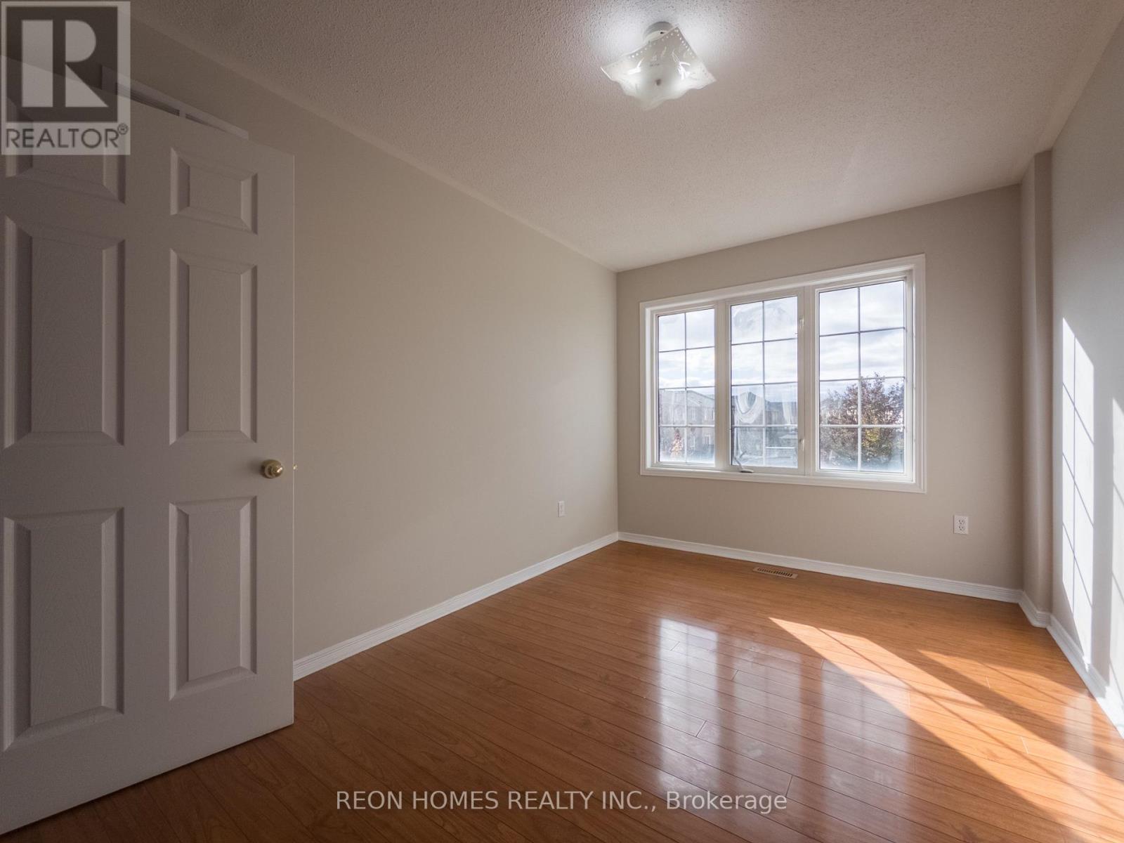 25 Hot Spring Road, Brampton, Ontario  L6R 3H9 - Photo 28 - W12563796