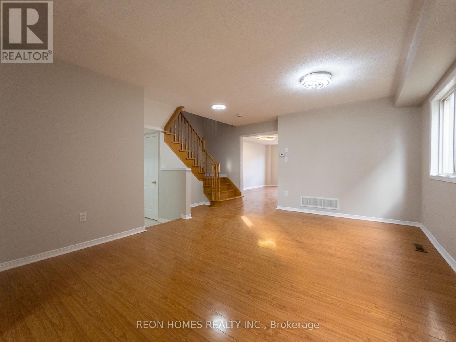 25 Hot Spring Road, Brampton, Ontario  L6R 3H9 - Photo 32 - W12563796