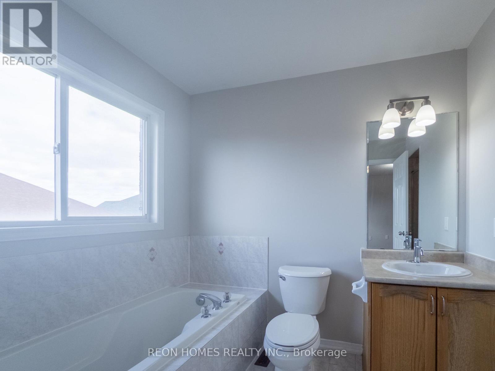 25 Hot Spring Road, Brampton, Ontario  L6R 3H9 - Photo 34 - W12563796