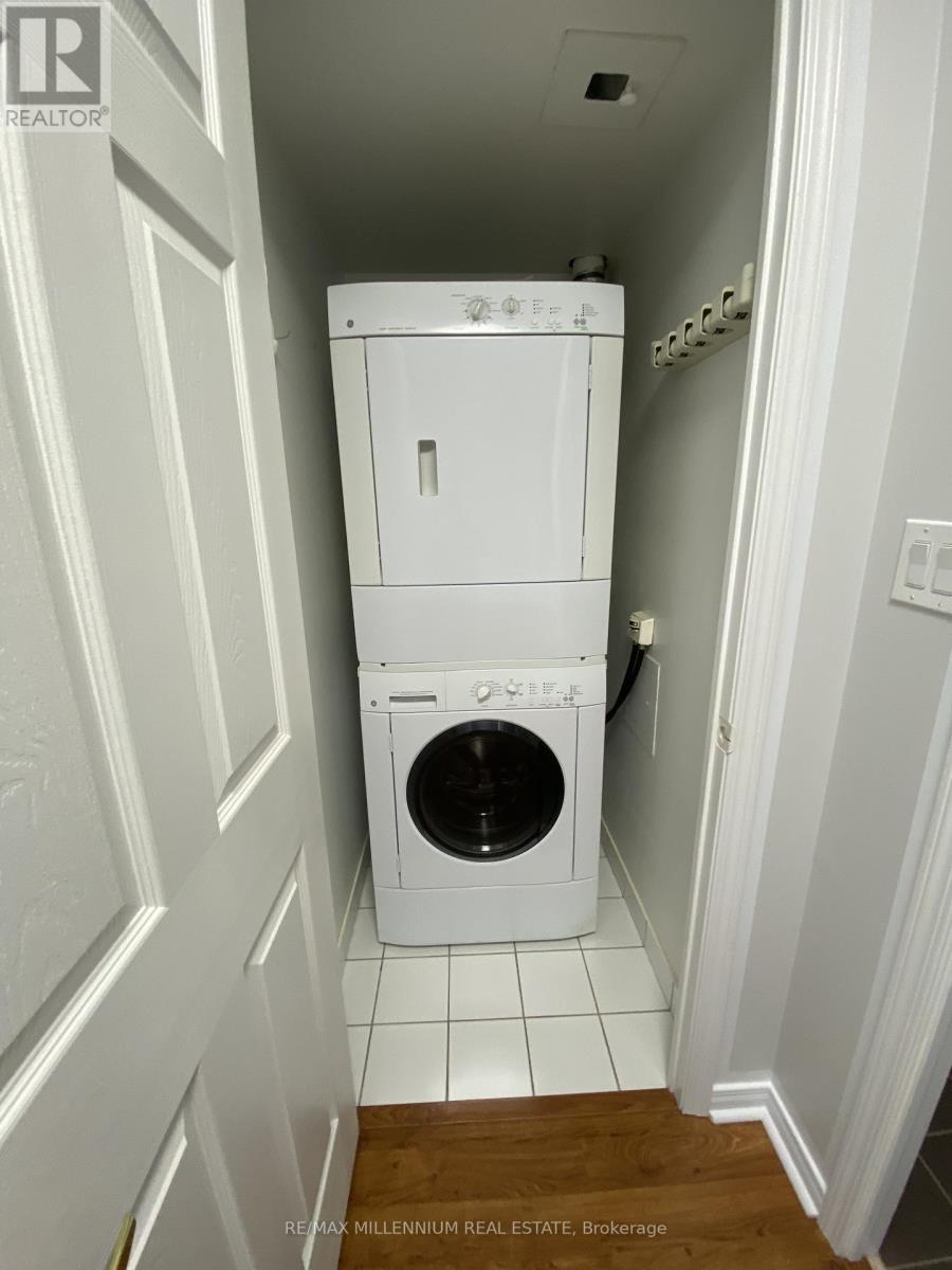 1102 - 4850 Glen Erin Drive, Mississauga, Ontario  L5M 7S1 - Photo 10 - W12563808