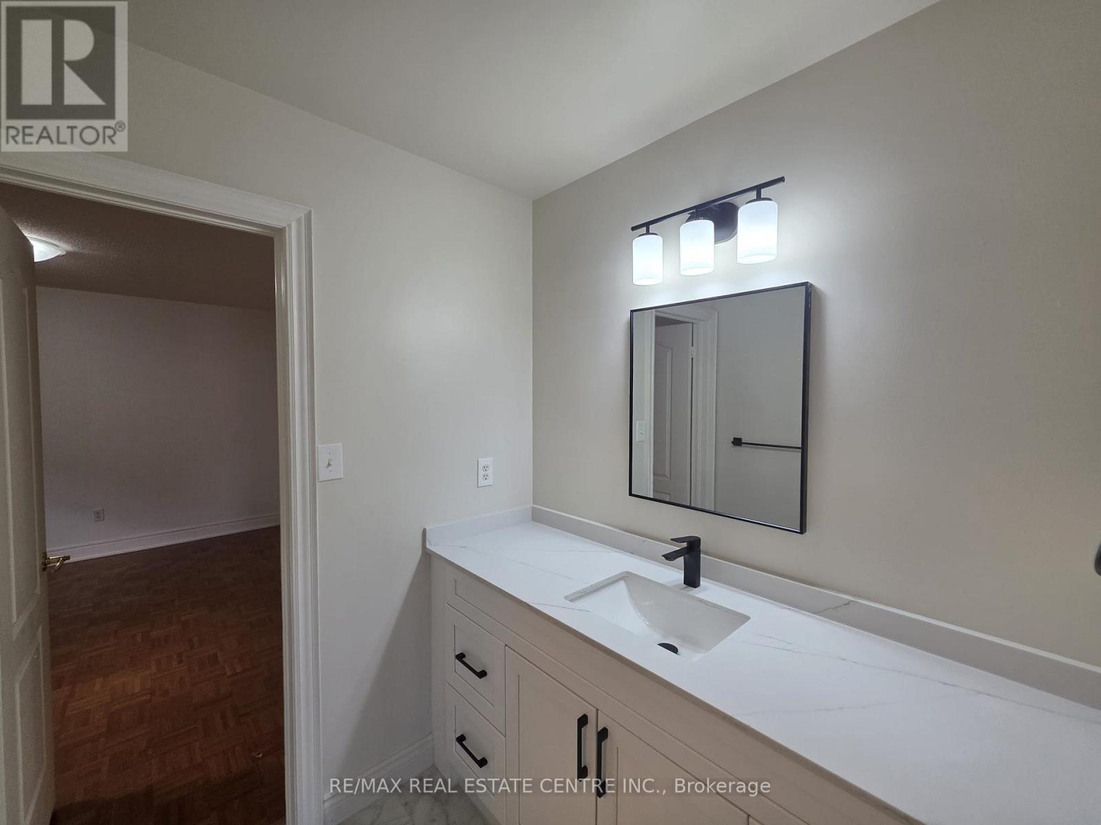 56 Redwillow Road, Brampton, Ontario  L6P 2B2 - Photo 17 - W12563846