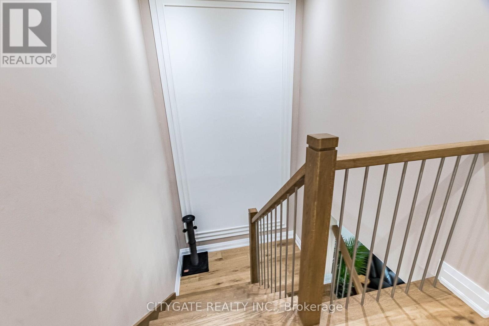 6945 Pamplone Mews S, Mississauga, Ontario  L5N 1S5 - Photo 27 - W12563868