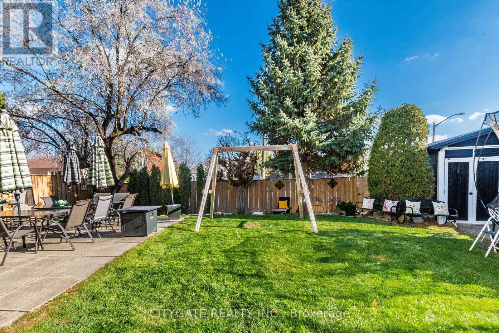 6945 Pamplone Mews S, Mississauga, Ontario  L5N 1S5 - Photo 30 - W12563868