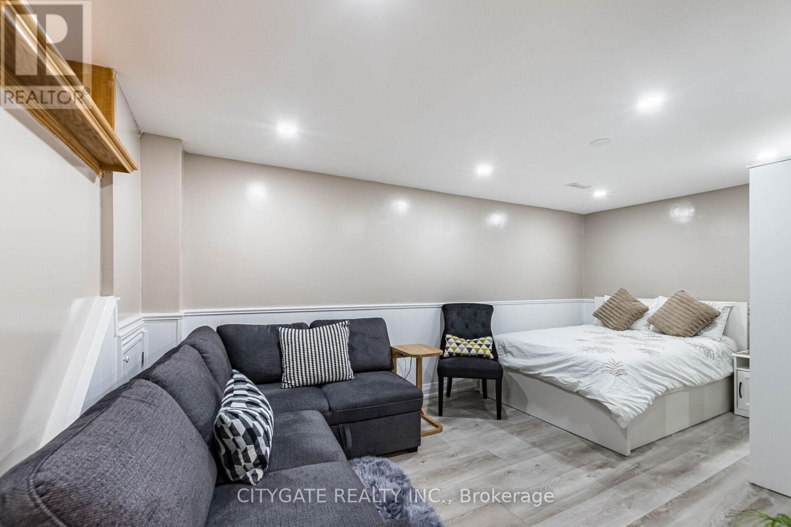 6945 Pamplone Mews S, Mississauga, Ontario  L5N 1S5 - Photo 43 - W12563868