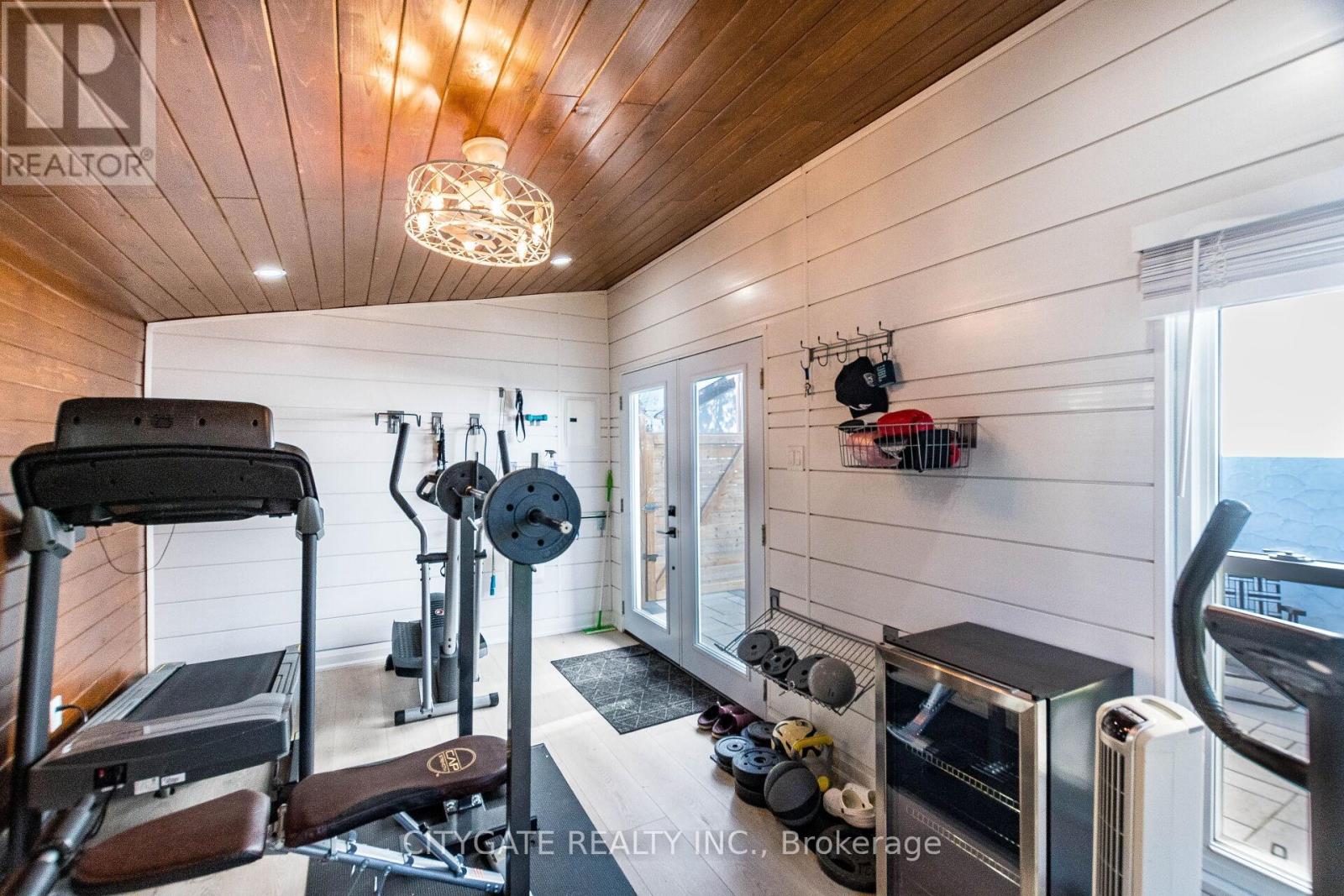 6945 Pamplone Mews S, Mississauga, Ontario  L5N 1S5 - Photo 44 - W12563868