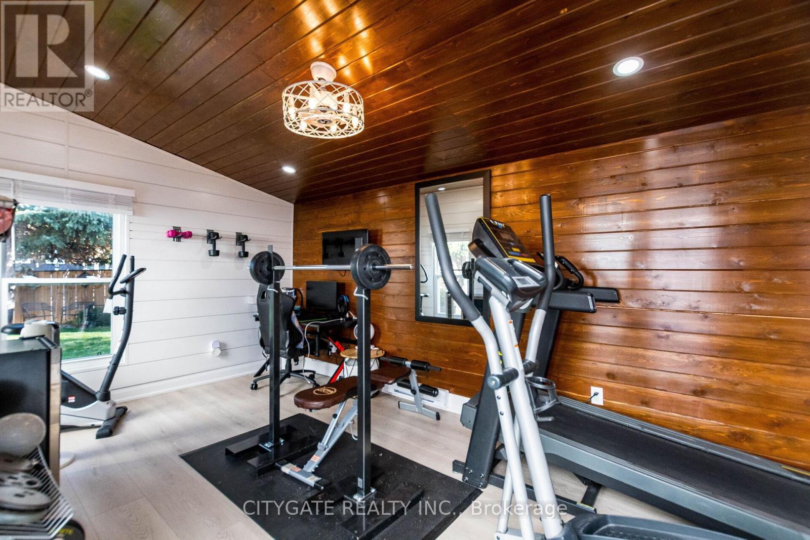 6945 Pamplone Mews S, Mississauga, Ontario  L5N 1S5 - Photo 45 - W12563868