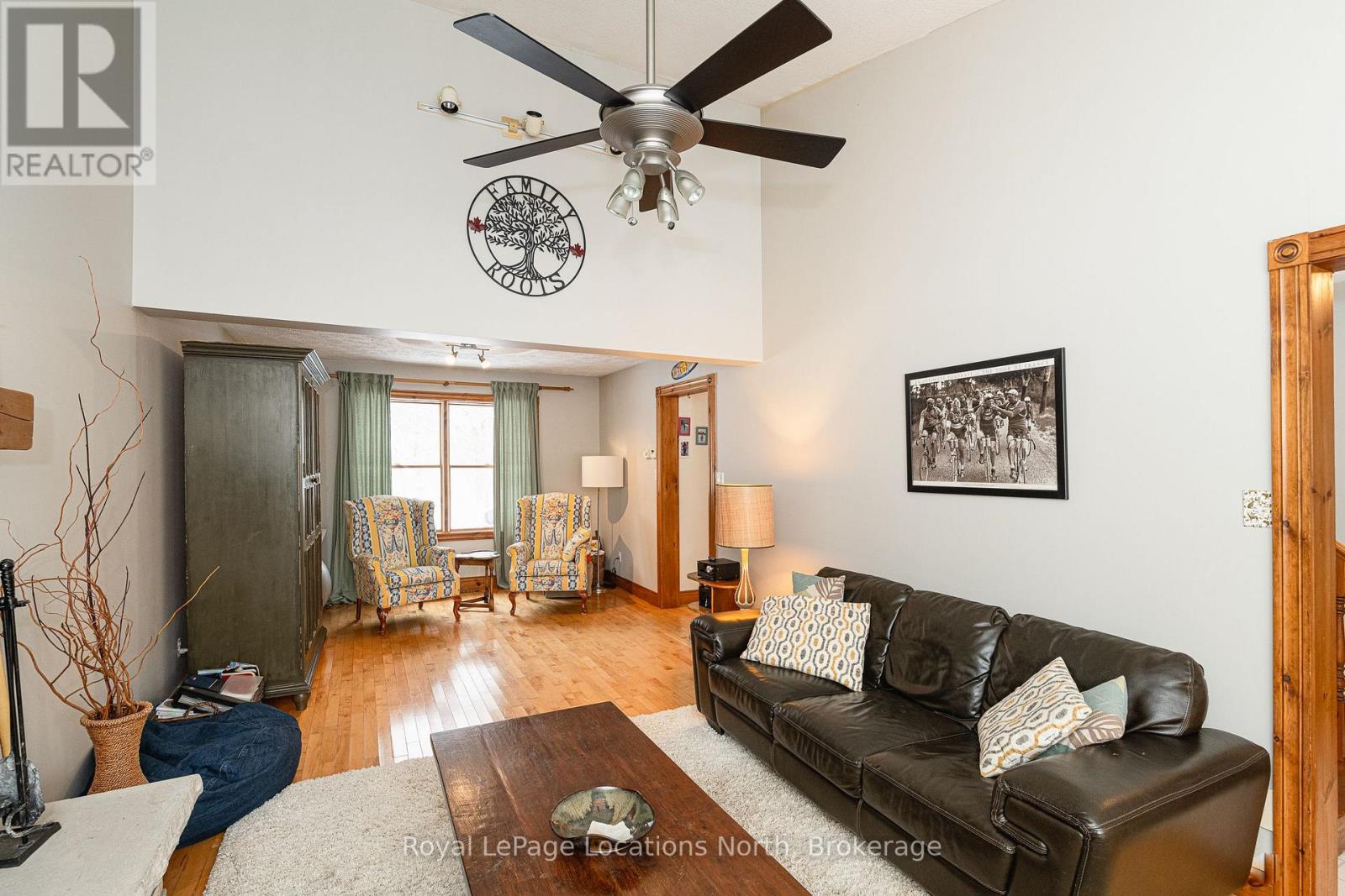 255 Blue Jay Crescent, Grey Highlands, Ontario  N0C 1H0 - Photo 15 - X12563910