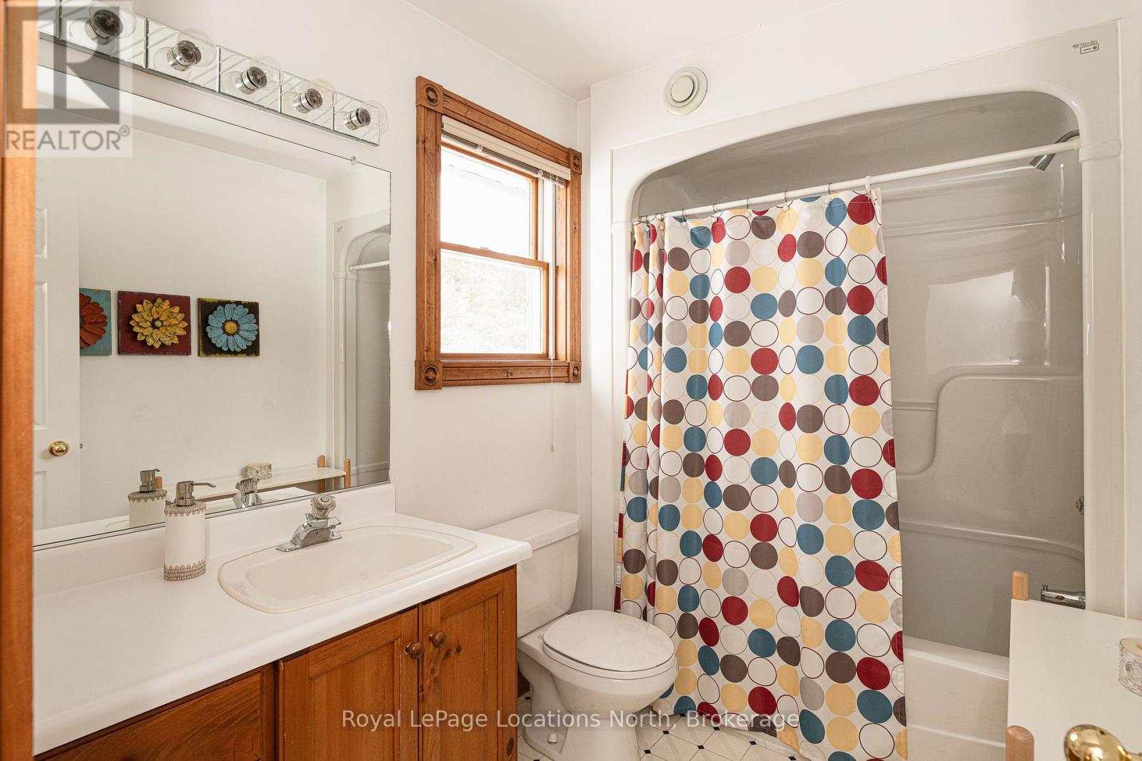 255 Blue Jay Crescent, Grey Highlands, Ontario  N0C 1H0 - Photo 26 - X12563910