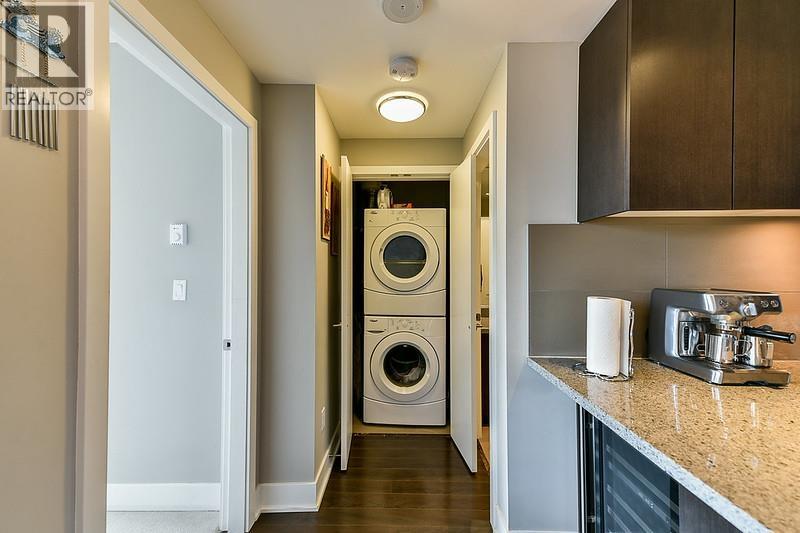 2605 3008 Glen Drive, Coquitlam, British Columbia  V3B 0J5 - Photo 7 - R3053832