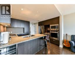 2605 3008 GLEN DRIVE, Coquitlam, British Columbia