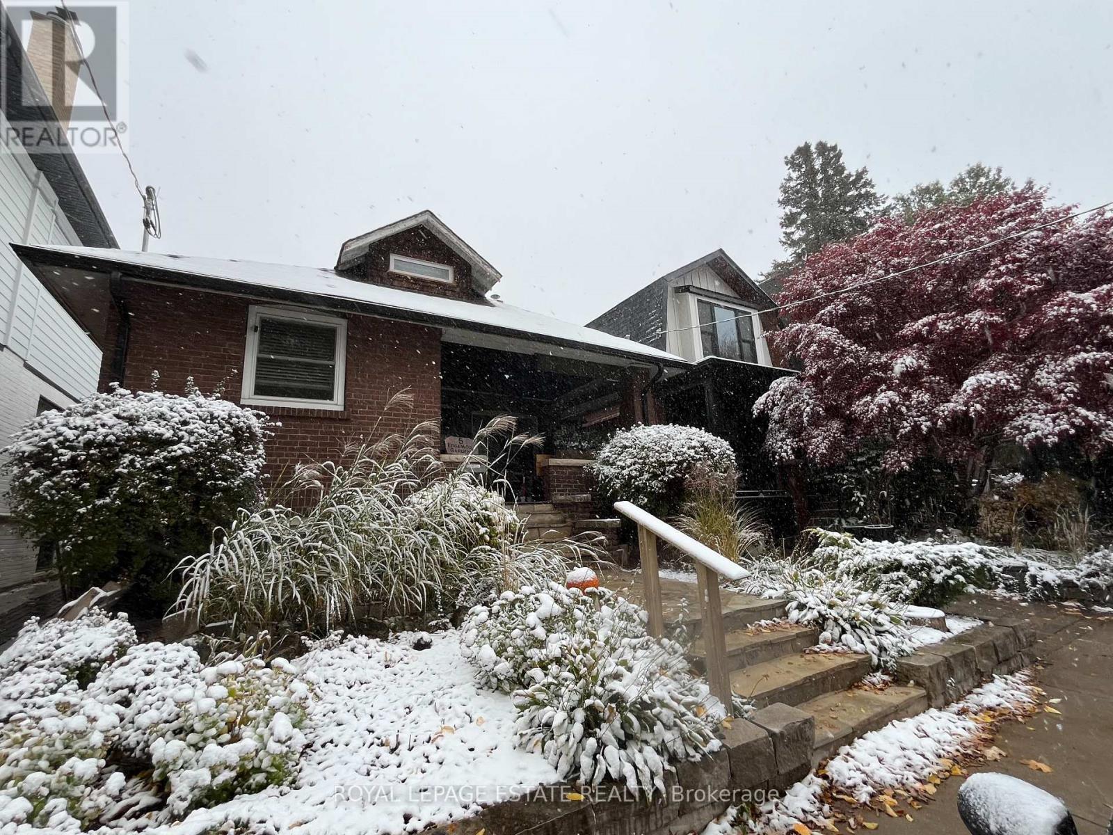 Basement - 5 Edgewood Gardens, Toronto, Ontario  M4L 3H4 - Photo 18 - E12527620