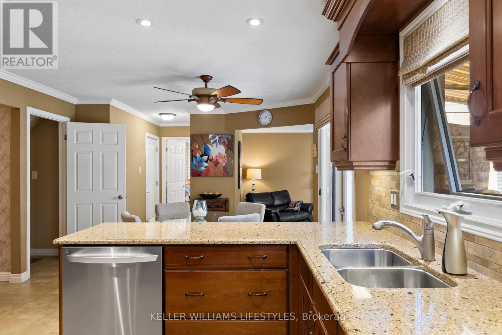 114 Monte Vista Crescent, London South, Ontario  N6J 4P3 - Photo 16 - X12563904