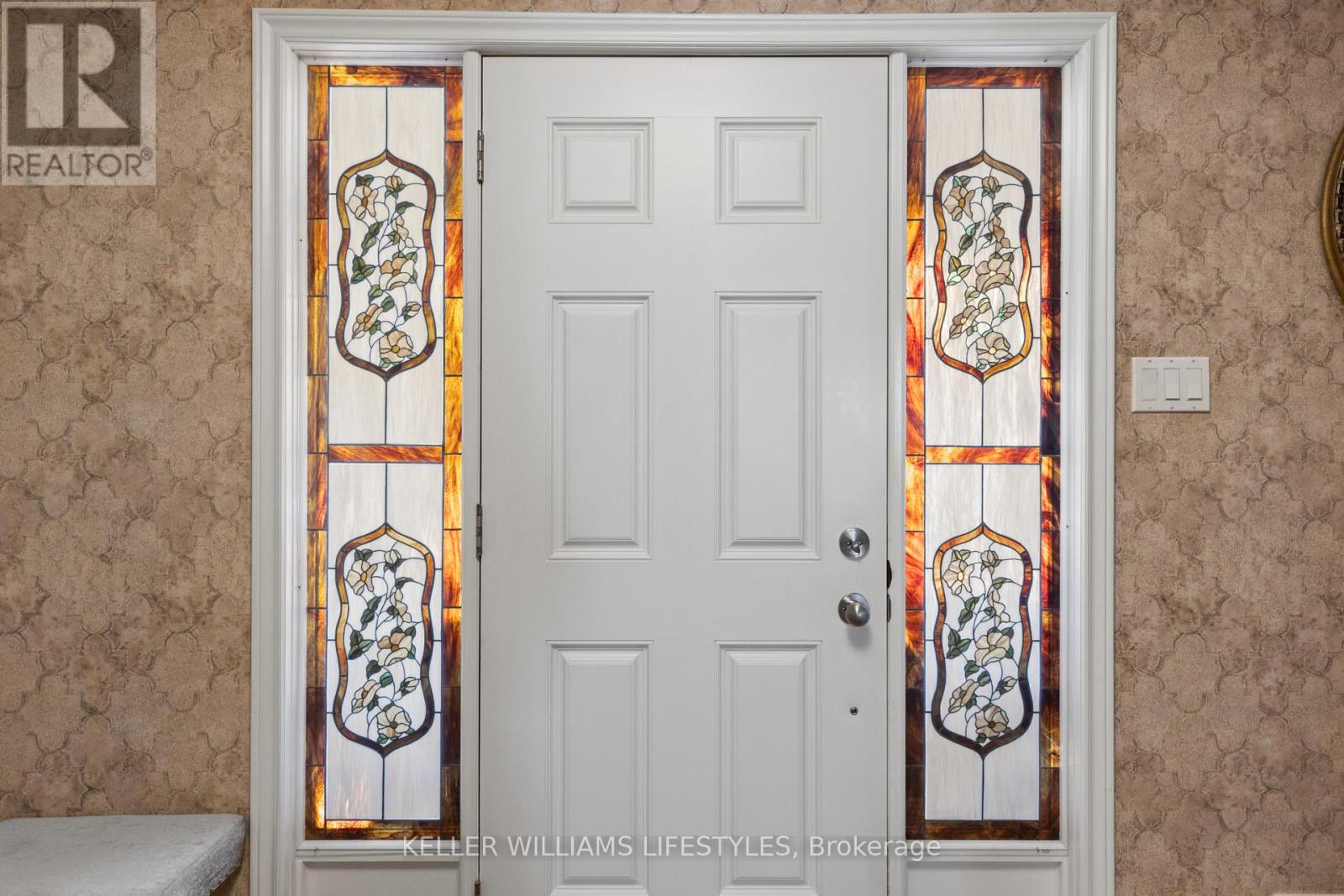 114 Monte Vista Crescent, London South, Ontario  N6J 4P3 - Photo 4 - X12563904