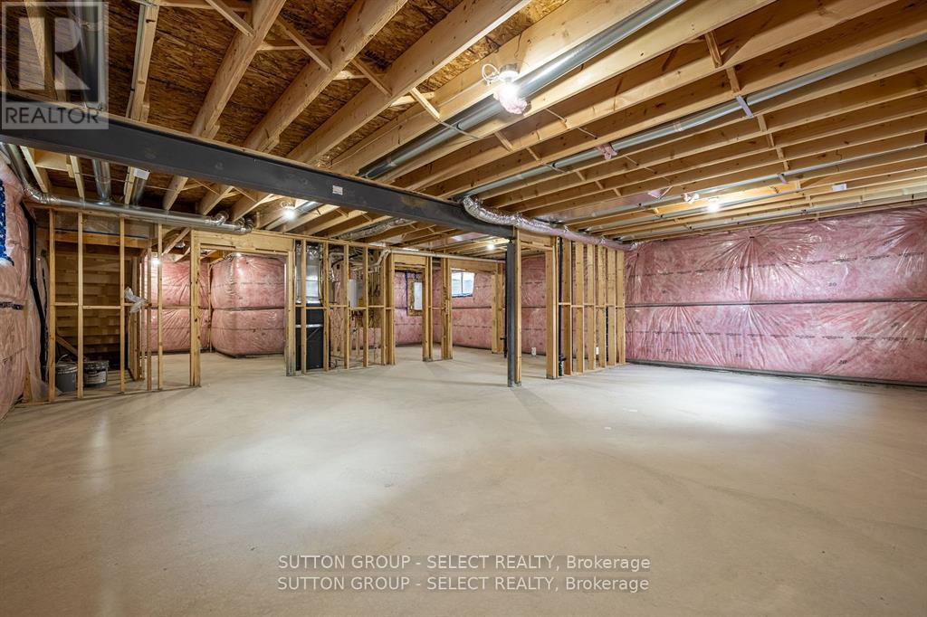 14 - 7966 Fallon Drive, Lucan Biddulph, Ontario  N0M 1V0 - Photo 12 - X12563914