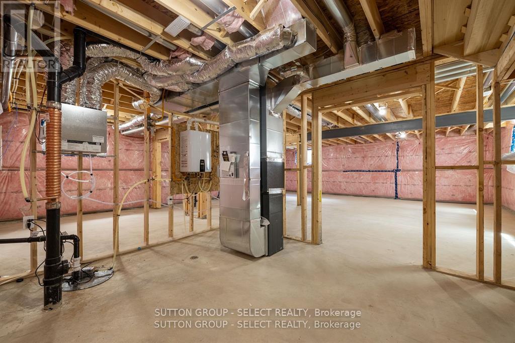 14 - 7966 Fallon Drive, Lucan Biddulph, Ontario  N0M 1V0 - Photo 15 - X12563914