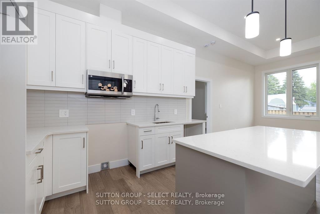 14 - 7966 Fallon Drive, Lucan Biddulph, Ontario  N0M 1V0 - Photo 8 - X12563914