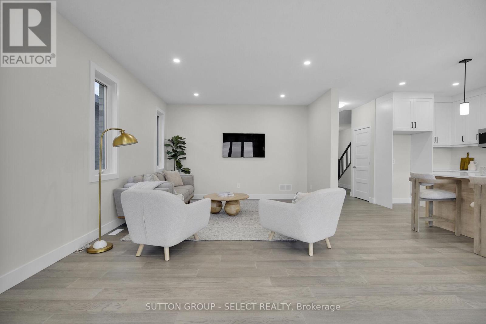 17 - 7966 Fallon Drive, Lucan Biddulph, Ontario  N0M 1V0 - Photo 17 - X12563922