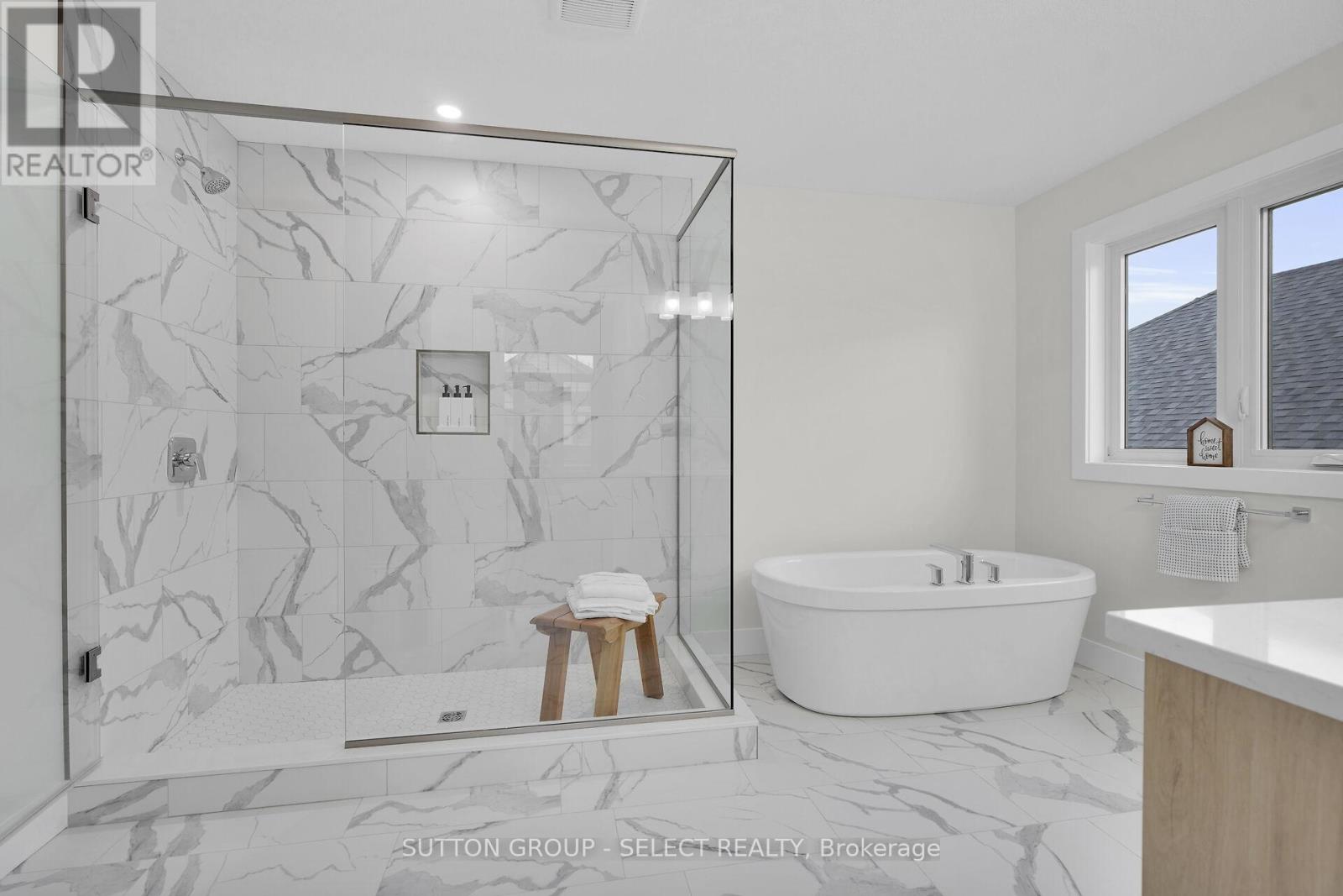 17 - 7966 Fallon Drive, Lucan Biddulph, Ontario  N0M 1V0 - Photo 24 - X12563922