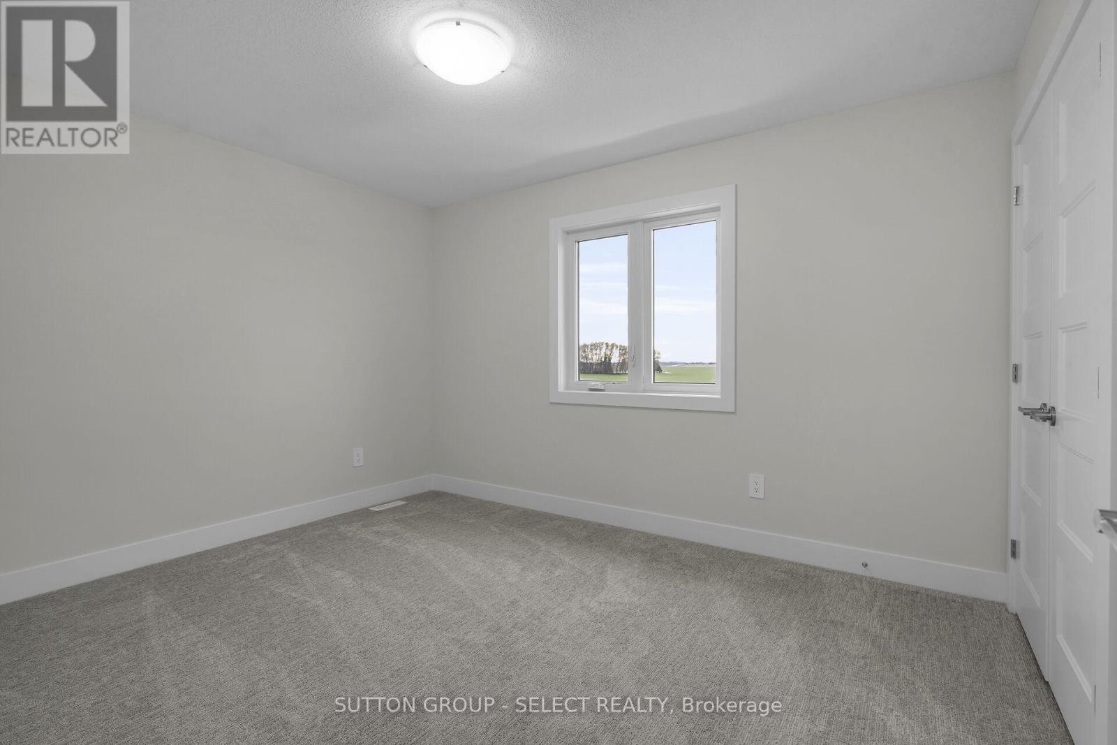 17 - 7966 Fallon Drive, Lucan Biddulph, Ontario  N0M 1V0 - Photo 31 - X12563922