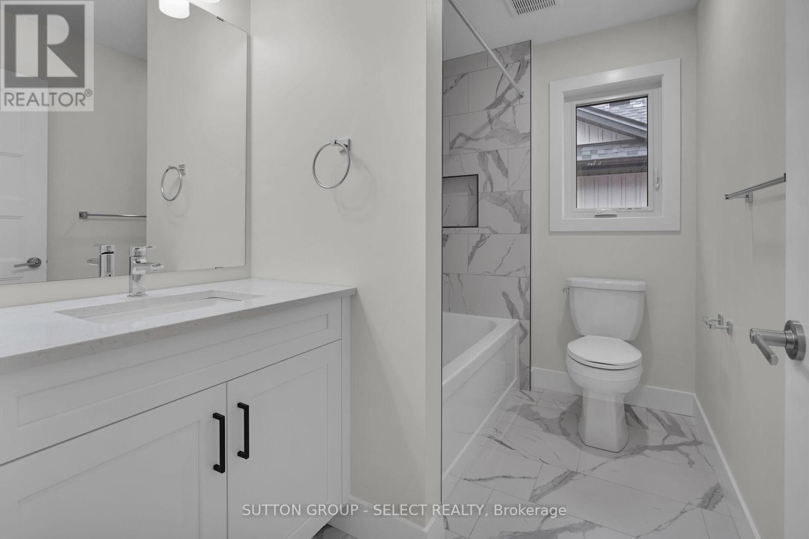 17 - 7966 Fallon Drive, Lucan Biddulph, Ontario  N0M 1V0 - Photo 33 - X12563922