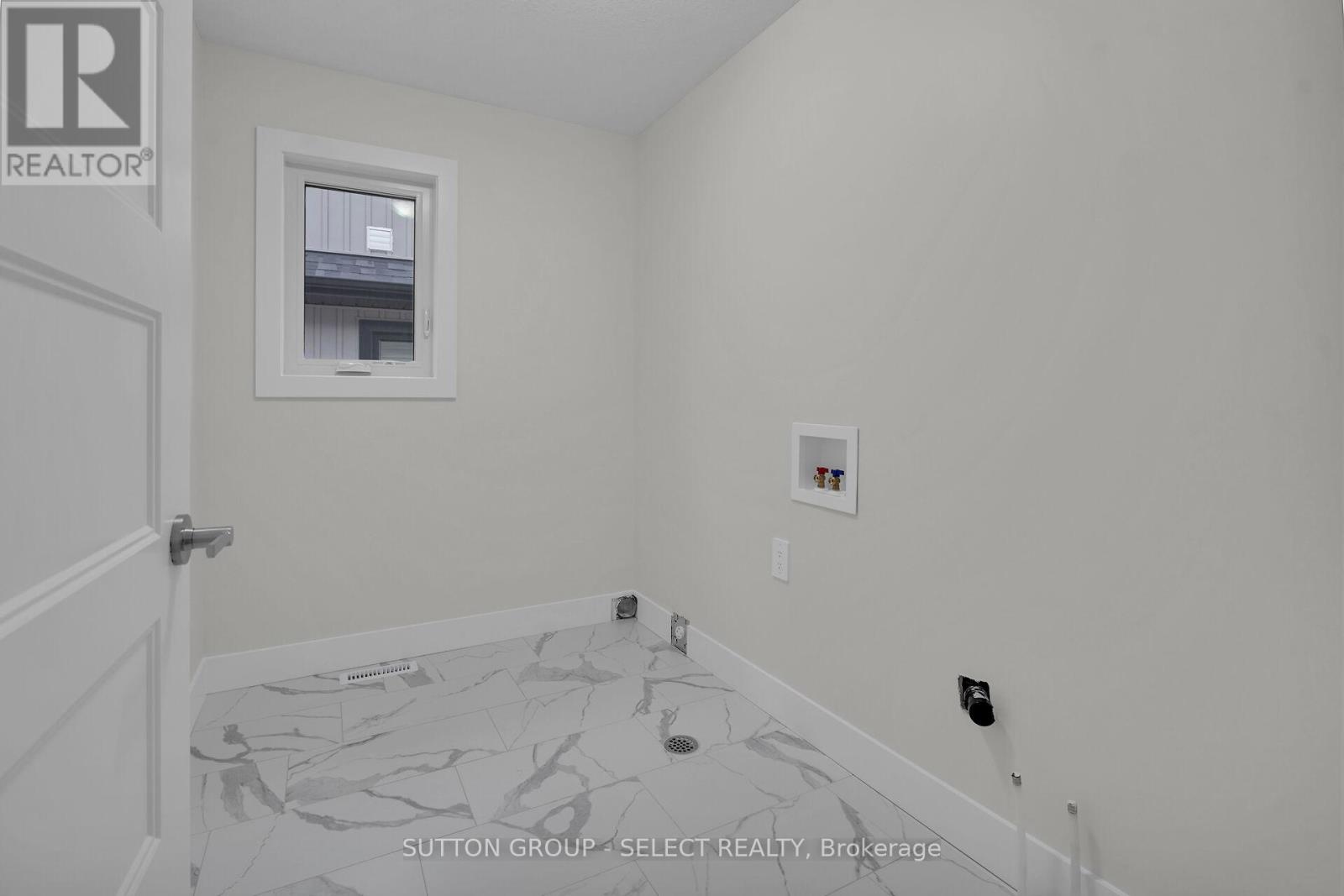 17 - 7966 Fallon Drive, Lucan Biddulph, Ontario  N0M 1V0 - Photo 34 - X12563922