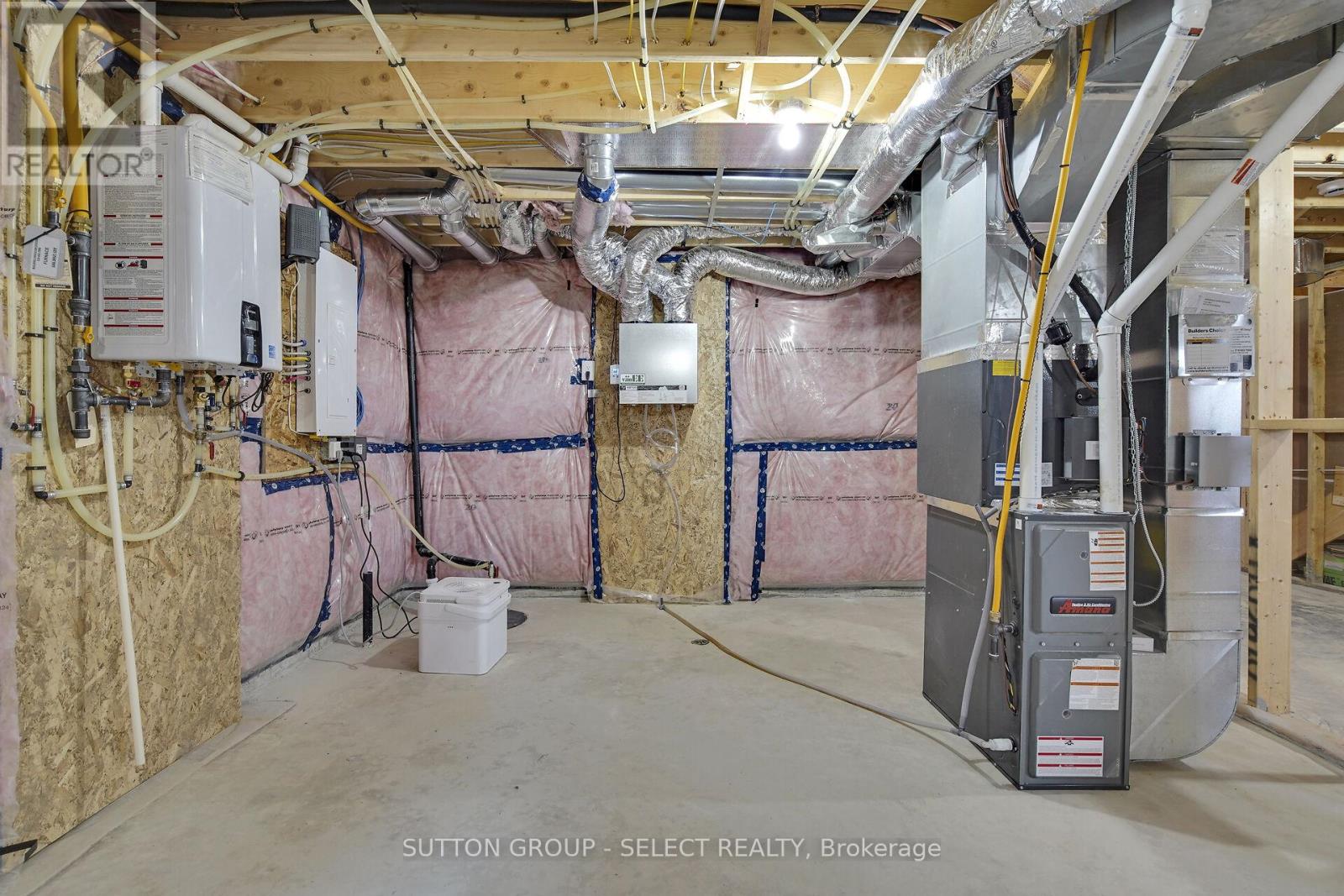 17 - 7966 Fallon Drive, Lucan Biddulph, Ontario  N0M 1V0 - Photo 37 - X12563922