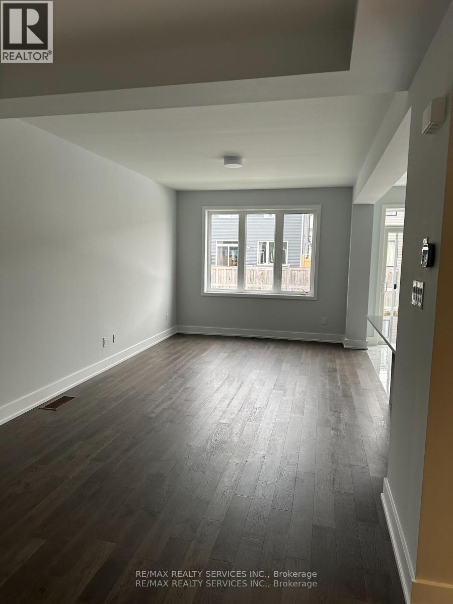 724 Rouncey Road, Ottawa, Ontario  K2S 1B6 - Photo 7 - X12563706