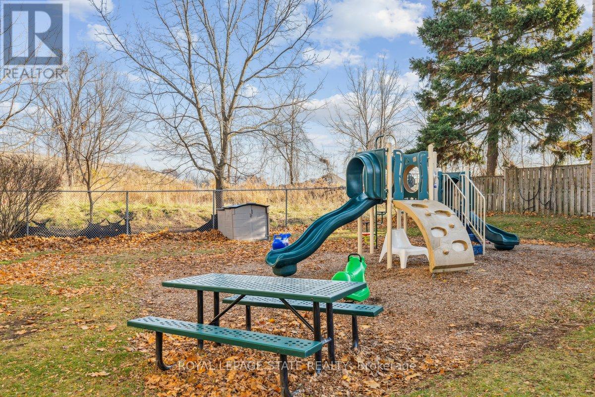 17 - 1455 Garth Street, Hamilton, Ontario  L9B 1T4 - Photo 25 - X12563818