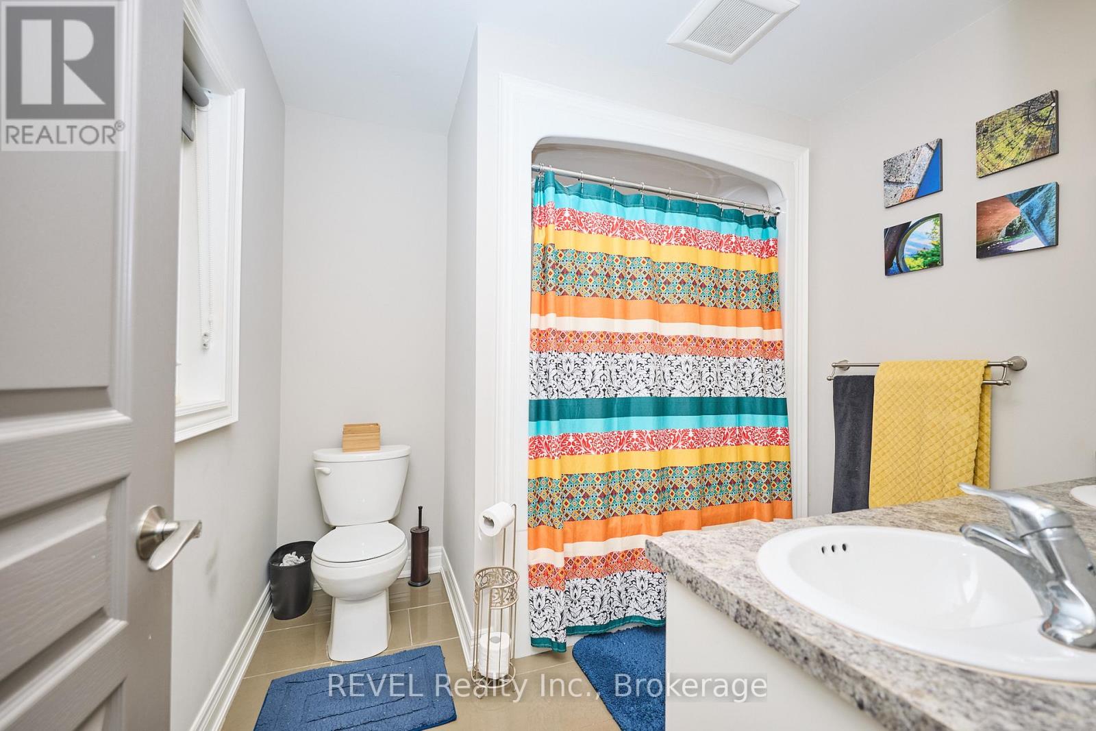 5 - 608 Simcoe Street, Niagara-On-The-Lake, Ontario  L0S 1J0 - Photo 18 - X12563930