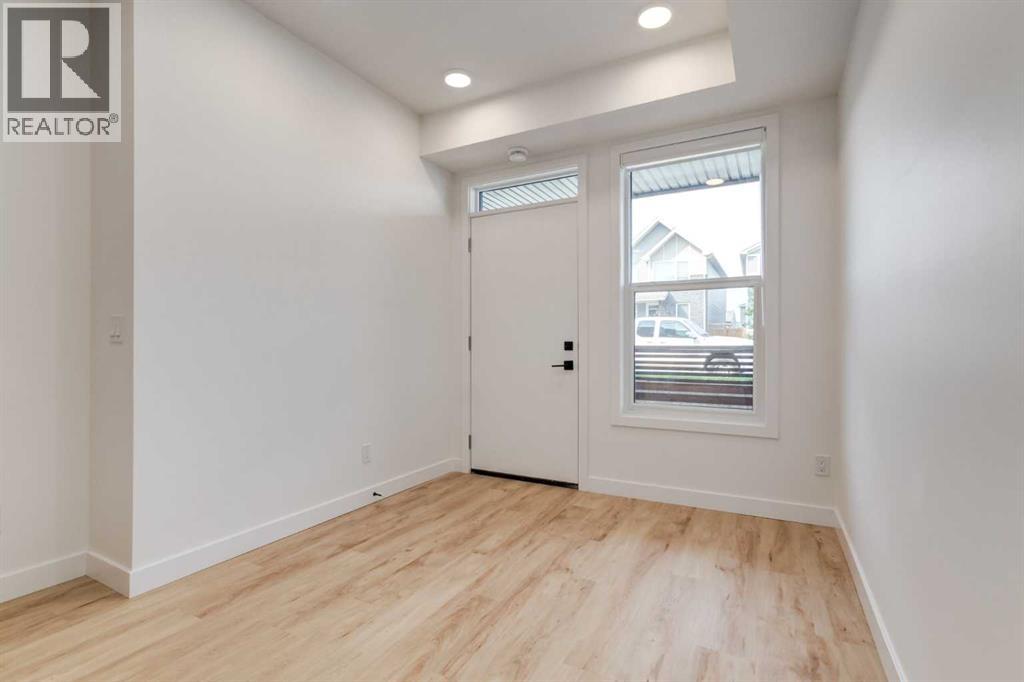 582 Seton Circle Se, Calgary, Alberta  T3M 3Y5 - Photo 7 - A2271773