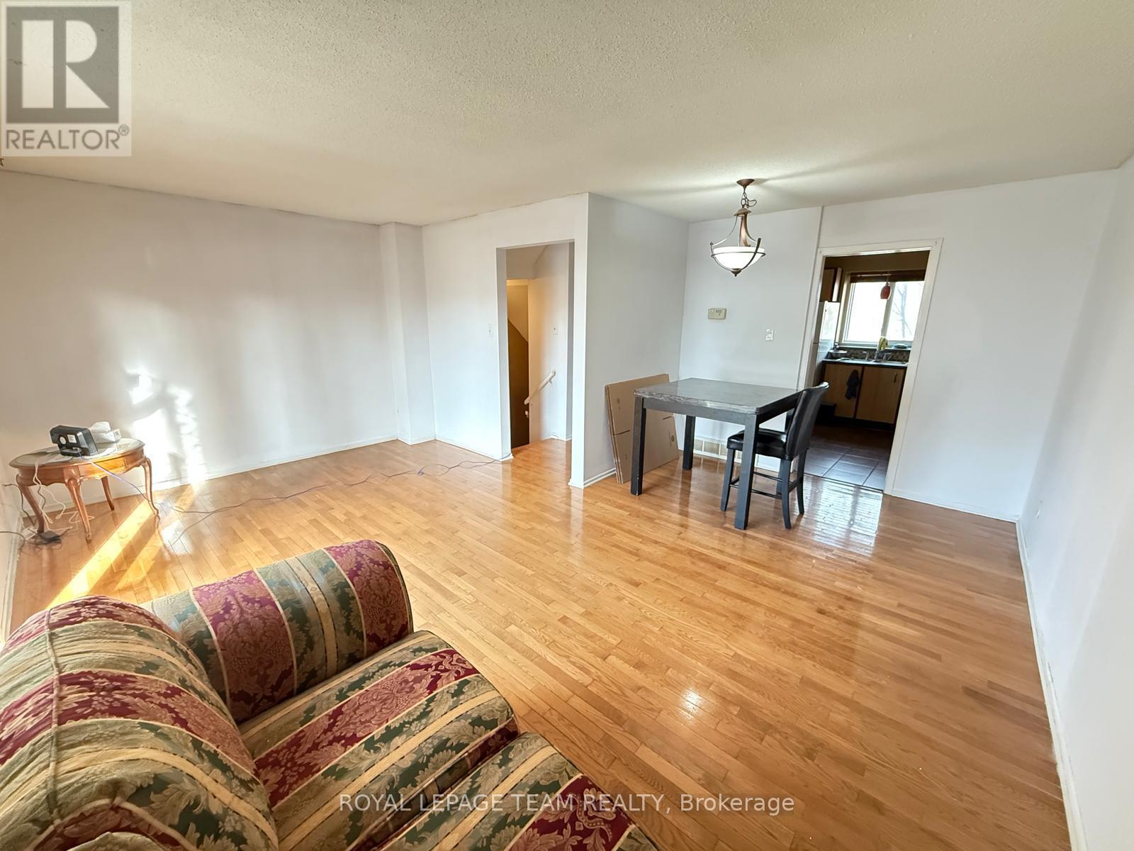 438d Moodie Drive, Ottawa, Ontario  K2H 8A6 - Photo 7 - X12455200