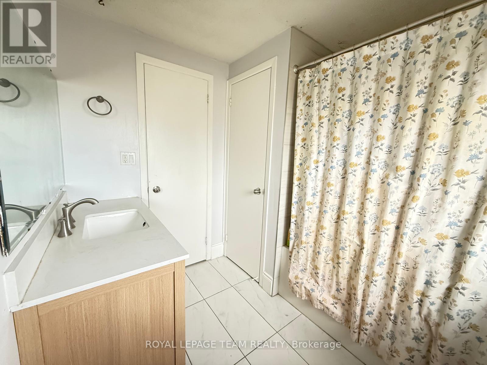 438d Moodie Drive, Ottawa, Ontario  K2H 8A6 - Photo 17 - X12455200