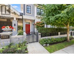 6 1133 RIDGEWOOD DRIVE