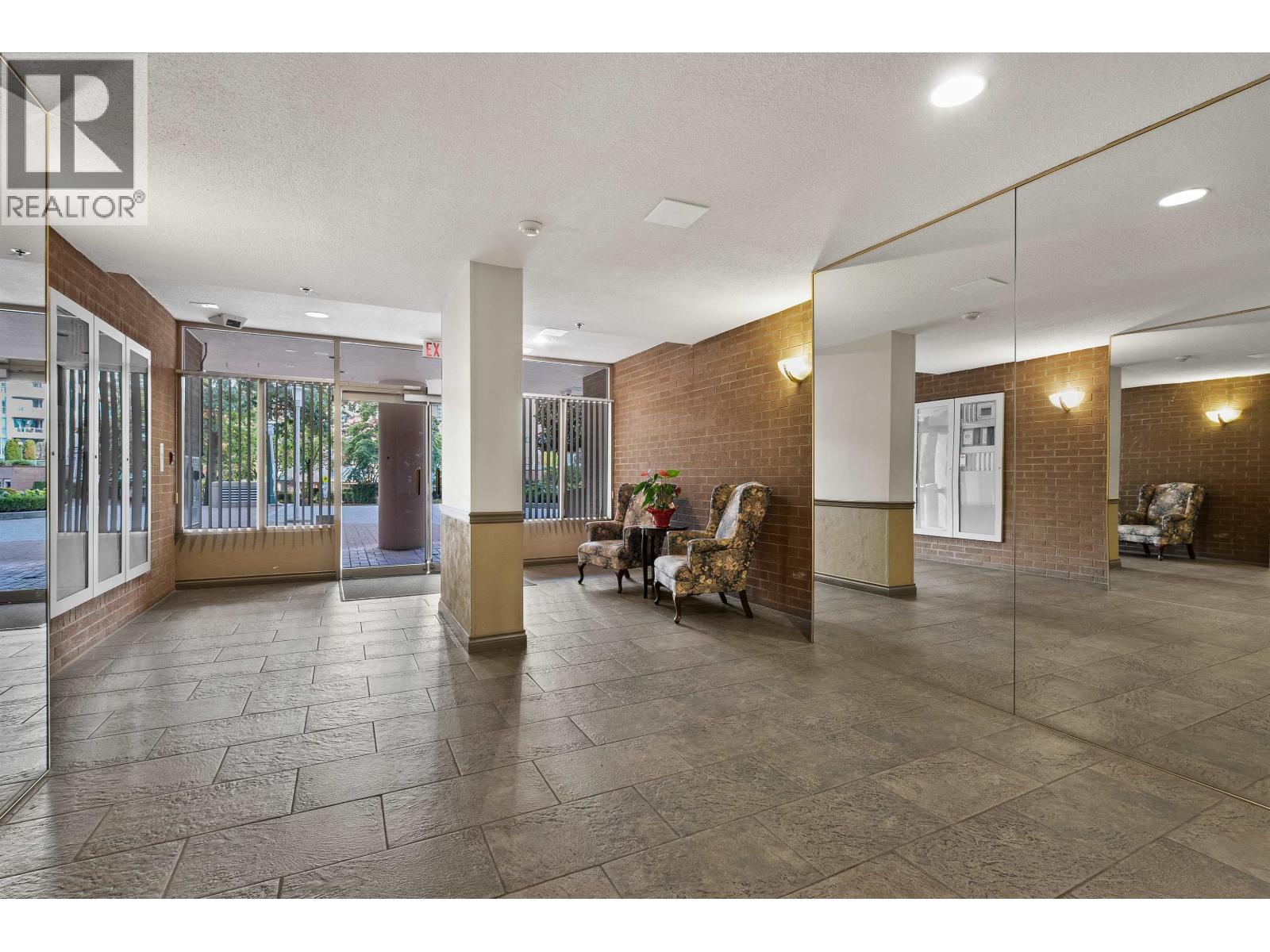 1405 1189 Eastwood Street, Coquitlam, British Columbia  V3B 7N5 - Photo 4 - R3069062