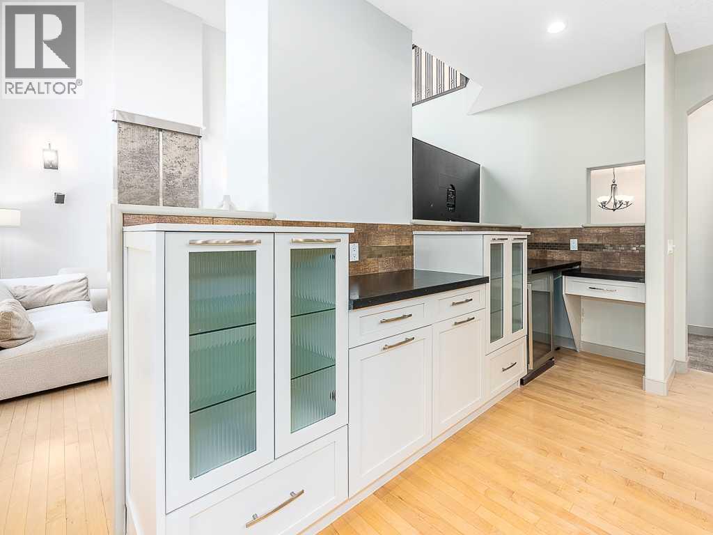 91 Discovery Ridge Boulevard Sw, Calgary, Alberta  T3H 4Y2 - Photo 19 - A2267358