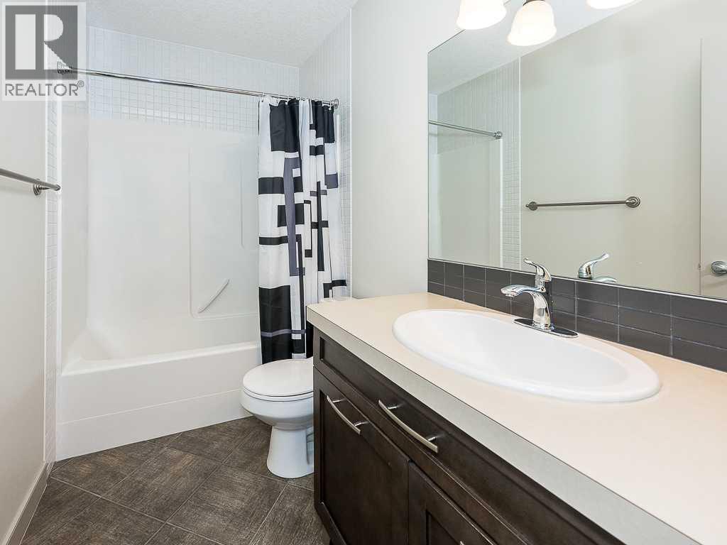 91 Discovery Ridge Boulevard Sw, Calgary, Alberta  T3H 4Y2 - Photo 34 - A2267358