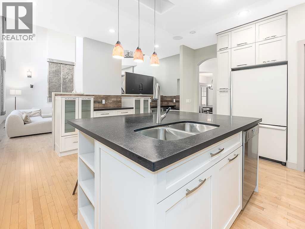 91 Discovery Ridge Boulevard Sw, Calgary, Alberta  T3H 4Y2 - Photo 18 - A2267358