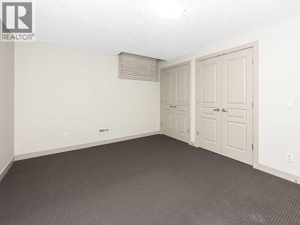 91 Discovery Ridge Boulevard Sw, Calgary, Alberta  T3H 4Y2 - Photo 40 - A2267358