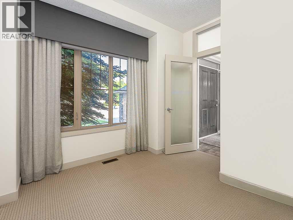 91 Discovery Ridge Boulevard Sw, Calgary, Alberta  T3H 4Y2 - Photo 21 - A2267358