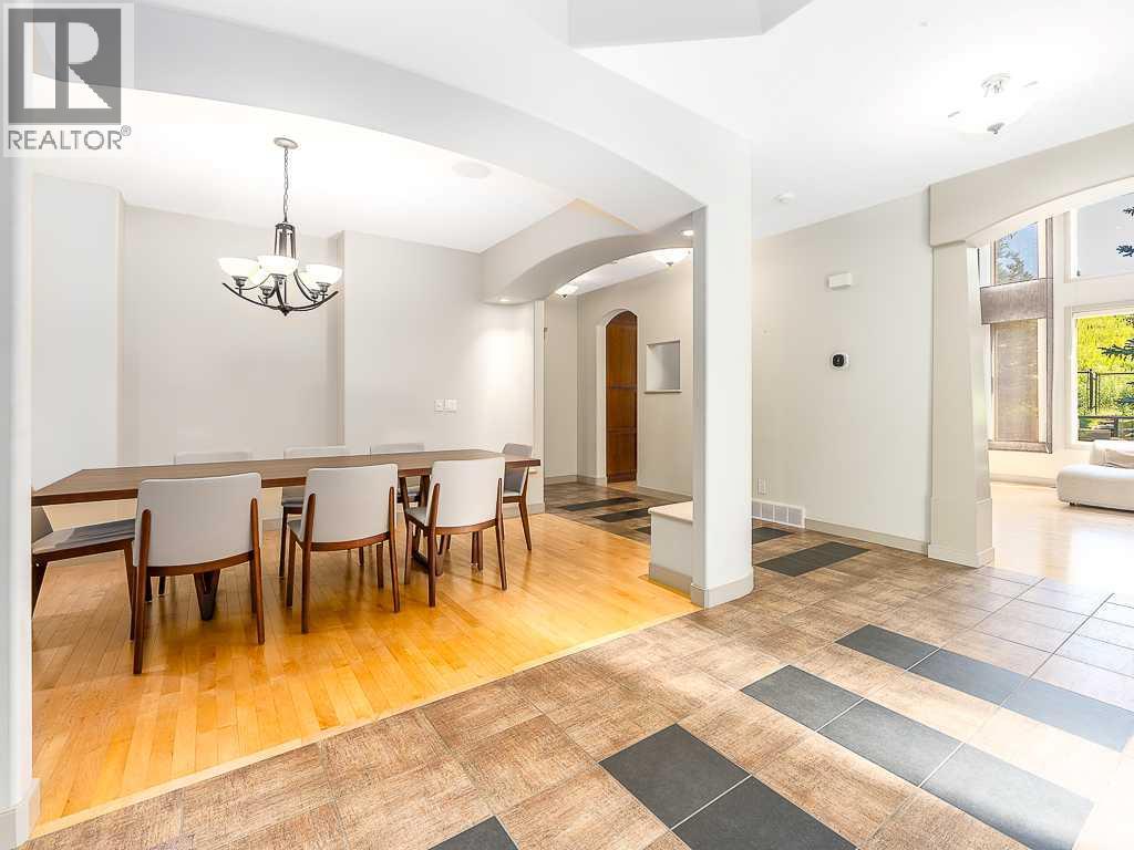 91 Discovery Ridge Boulevard Sw, Calgary, Alberta  T3H 4Y2 - Photo 22 - A2267358