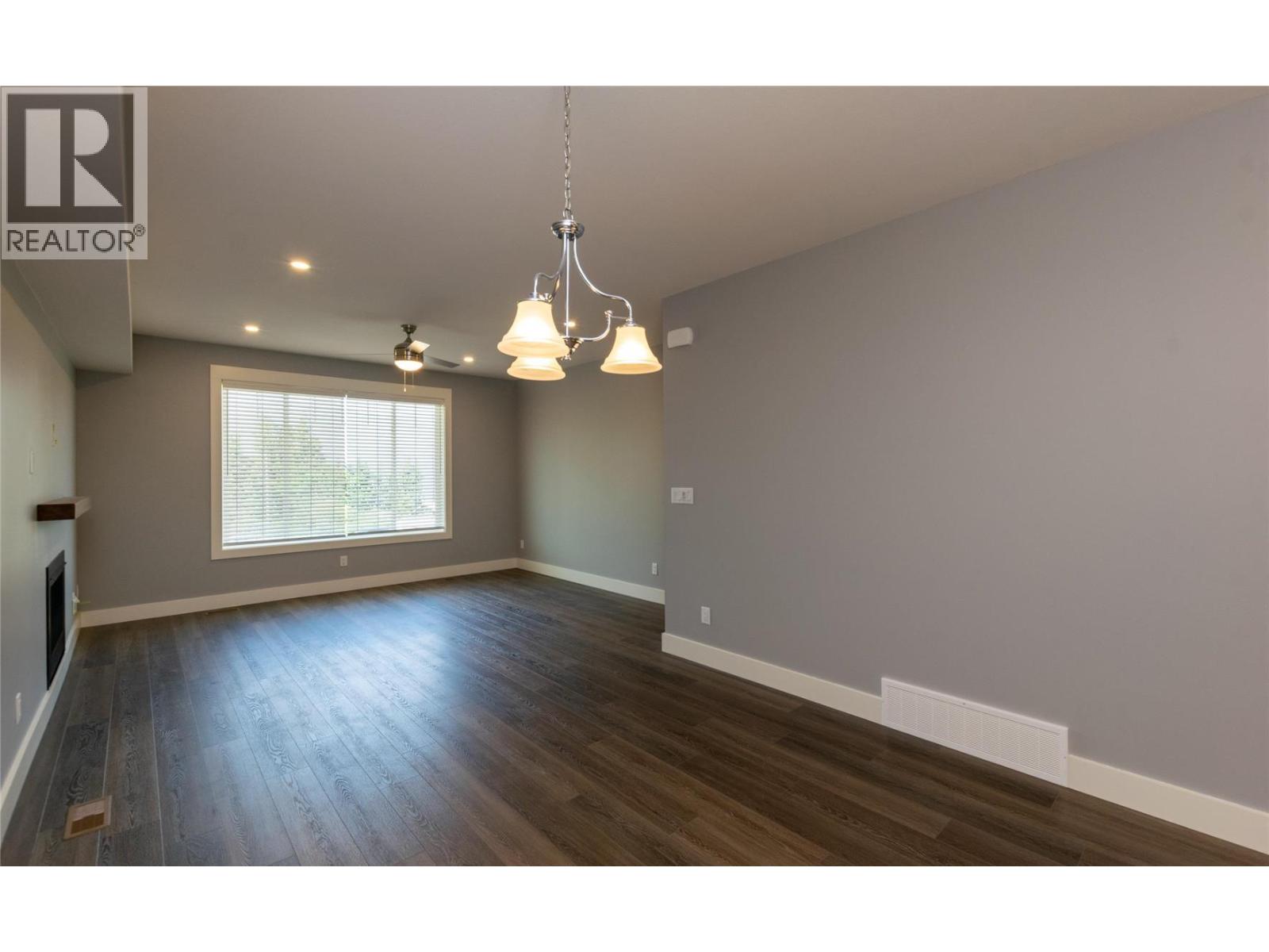 1910 11 Avenue Ne Unit# 1, Salmon Arm, British Columbia  V1E 2V5 - Photo 17 - 10369384