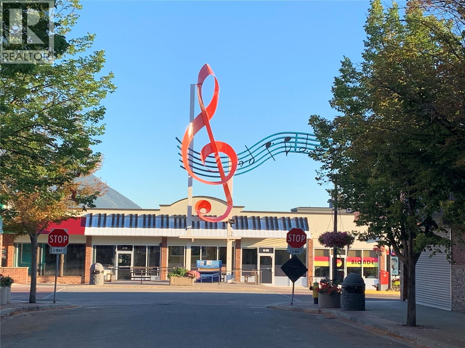1910 11 Avenue Ne Unit# 1, Salmon Arm, British Columbia  V1E 2V5 - Photo 43 - 10369384
