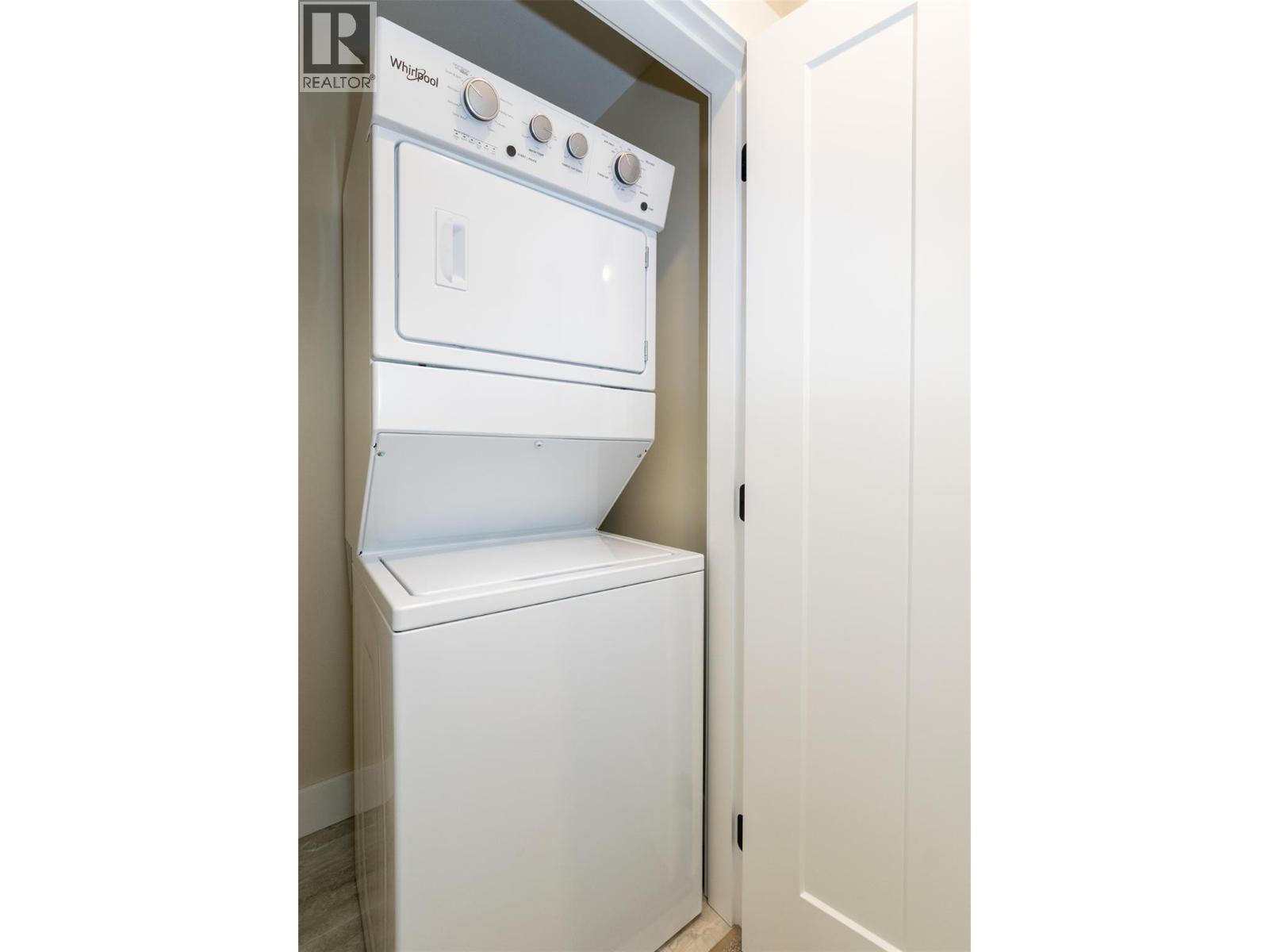 1910 11 Avenue Ne Unit# 3, Salmon Arm, British Columbia  V1E 2V5 - Photo 29 - 10369385