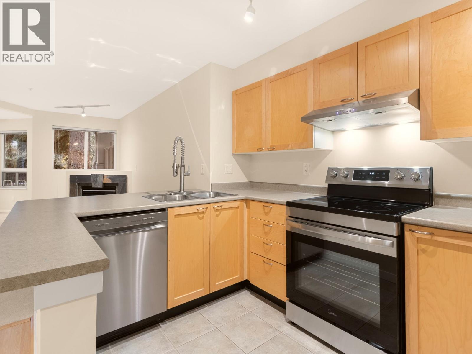 207 7383 Griffiths Drive, Burnaby, British Columbia  V5E 4M8 - Photo 7 - R3069069