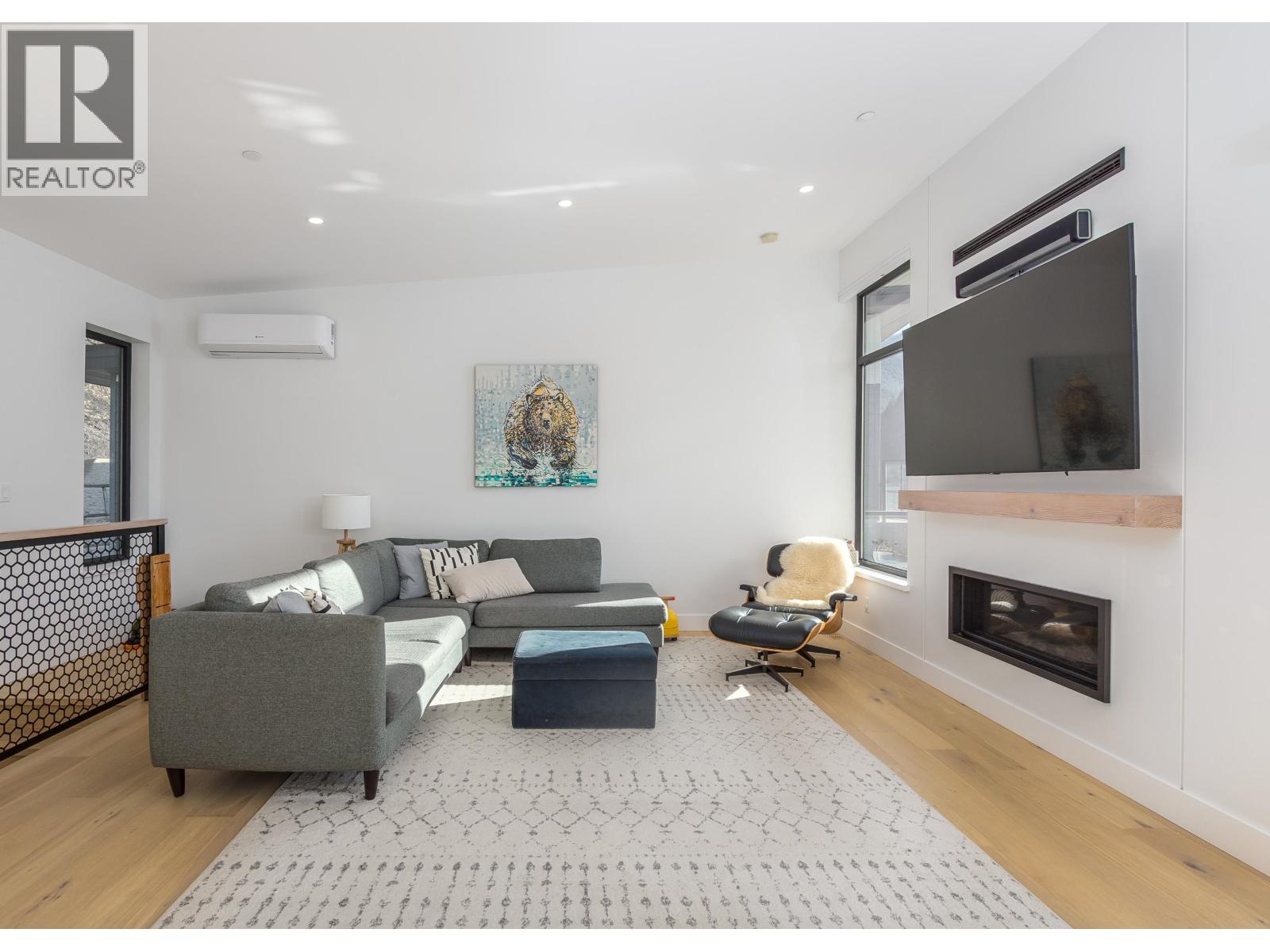 2193 Crumpit Woods Drive, Squamish, British Columbia  V8B 0T6 - Photo 13 - R3069081