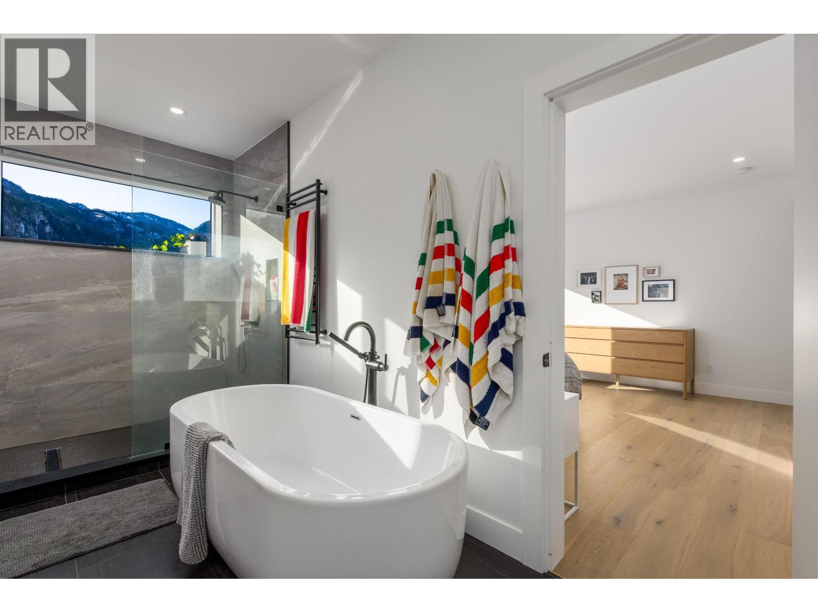 2193 Crumpit Woods Drive, Squamish, British Columbia  V8B 0T6 - Photo 19 - R3069081